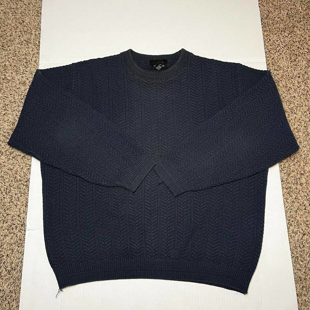 Studio Bill Blass Vintage Sweater - Picture 2 of 6